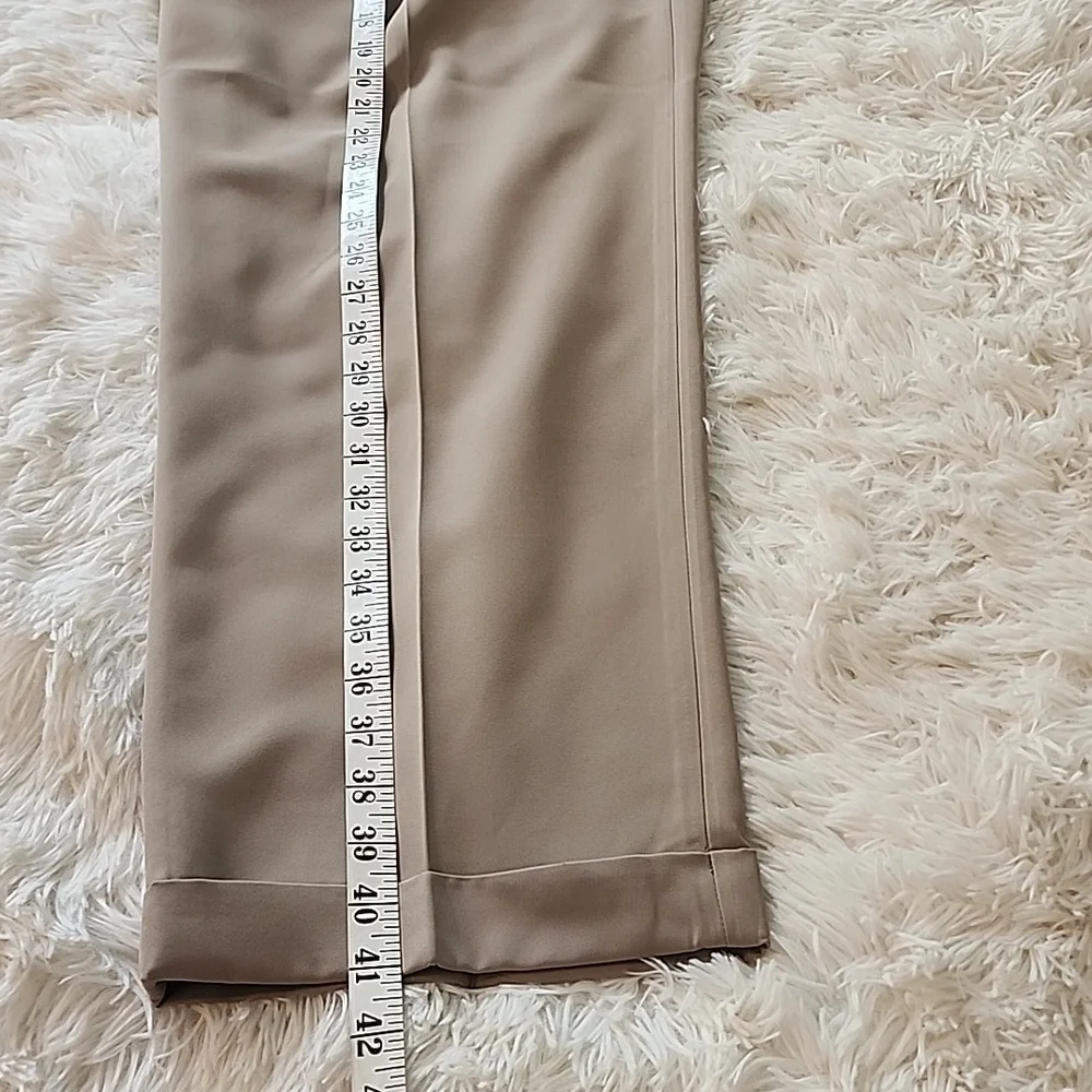 Haggar Classic Fit Mynx Dress Pants Brand New